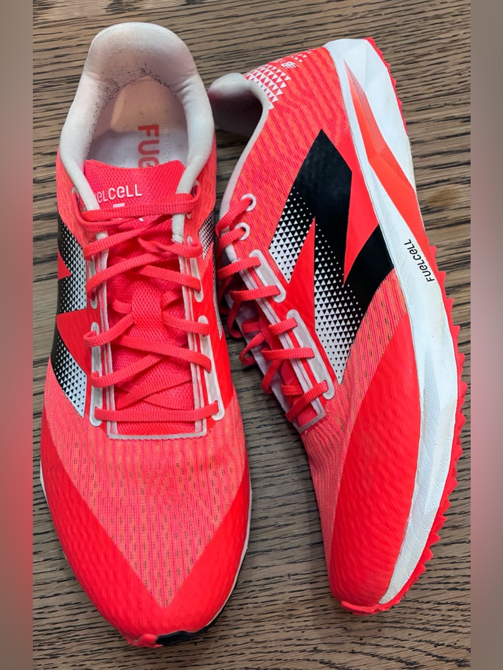 New Balance FuelCell XC7 v5 Track & Field Shoes
